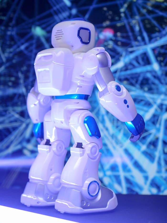 services-03 A humanoid robot showcasing modern technology and innovation in robotics.